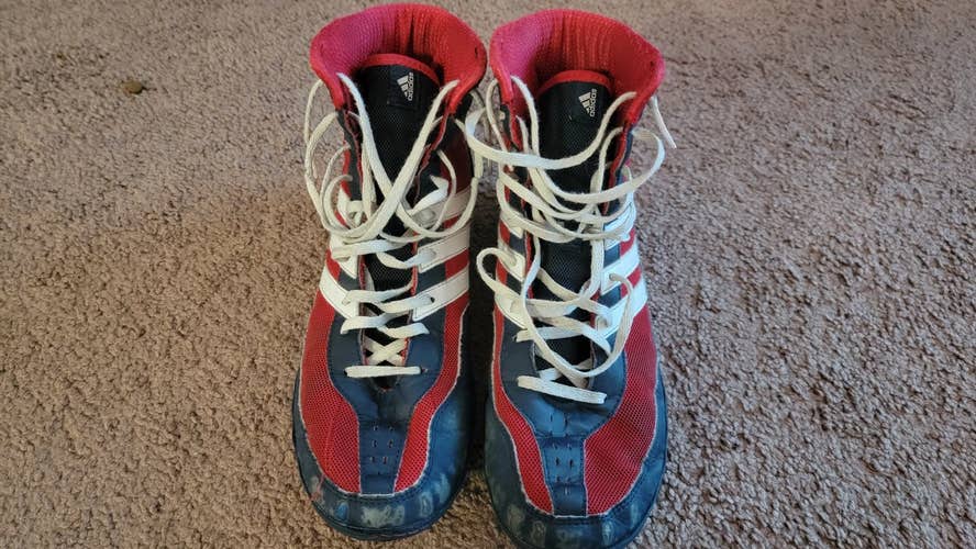 Used Adidas Wrestling Shoes (US 8)