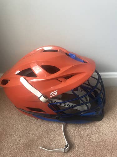 Great Condition Used Adult Player's Cascade S Helmet