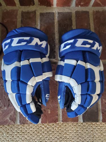 New CCM C300 Gloves 13"