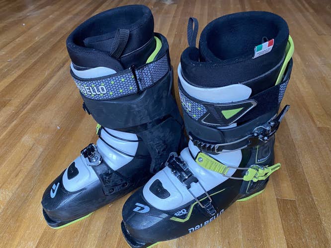 Used All Mountain Stiff Flex Krypton AX 120 Ski Boots