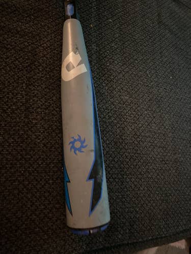 Kid Pitch (9YO-13YO) 2019 Alloy (-10) 20 oz 30" Voodoo Bat