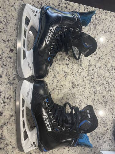 Senior Bauer Extra Wide Width  Size 9 Nexus N9000 Hockey Skates