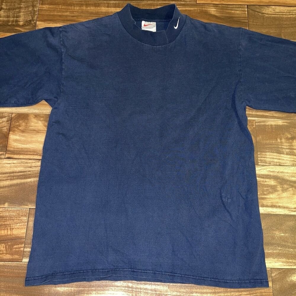 nike mock neck long sleeve vintage