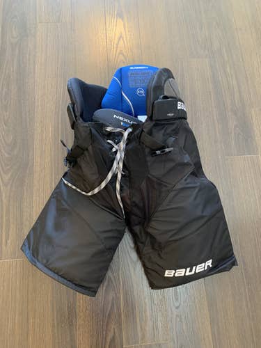 Black Senior Medium Bauer  Nexus 1N Hockey Pants