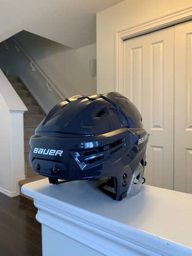 Blue New Large Bauer Re-Akt Helmet
