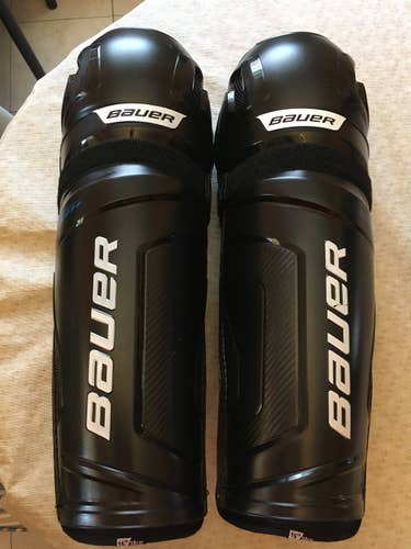 Used Senior Bauer X Shin Pads