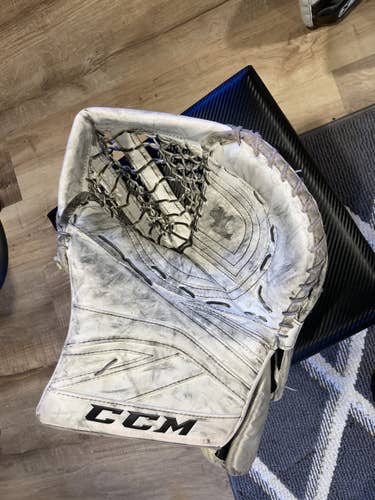 CCM P2.9 Regular Goalie Glove