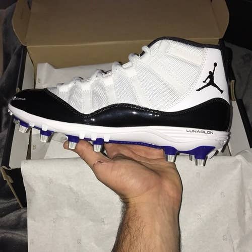 Adult Used Men's Size Men's 10.5 (W 11.5) Molded Cleats Air Jordan High Top