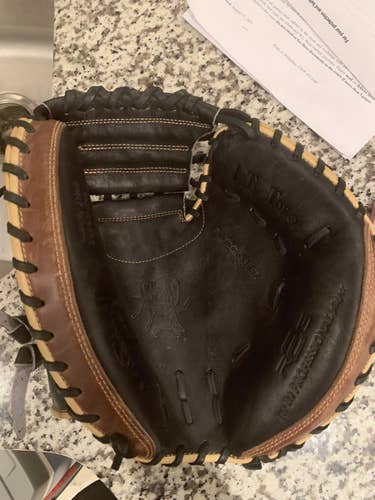 High School/College Right Hand Throw 33" Heart of the hide Catcher's Glove