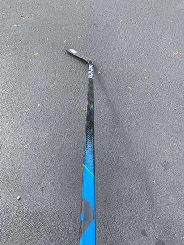 Senior Left Hand Mid Pattern  Nexus Geo Hockey Stick