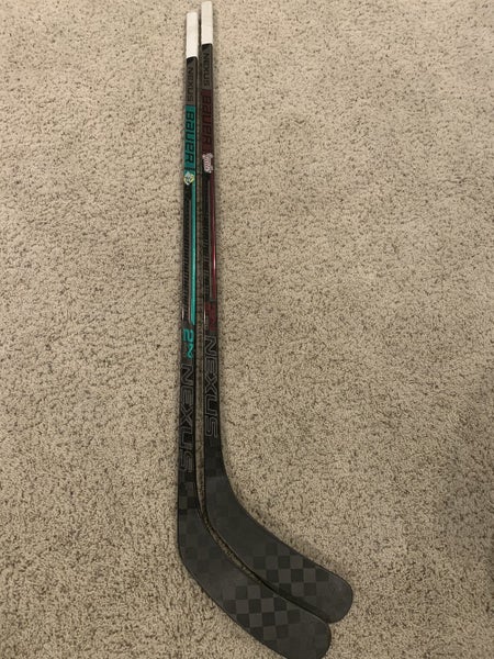 2 Nexus 2N Pro RH Pro Stock Hockey Sticks RH P92
