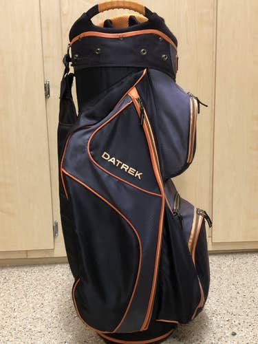 (Barely Used!!!!) Golf Cart/Carry Bag