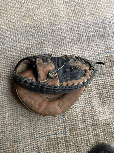 Used Right Hand Throw 31" Signature Series Baseball Glove