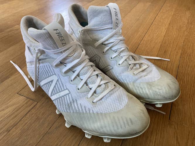 White Used Adult Size 9.0 (Women's 10) New Balance Freeze