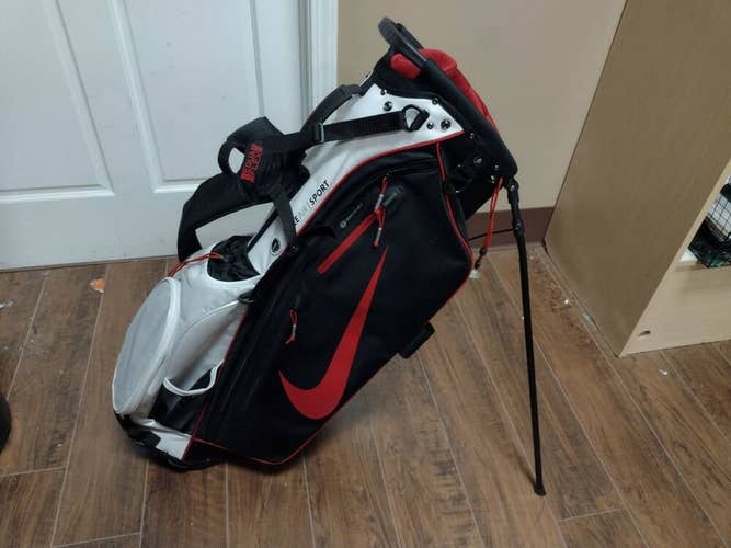 Nike Air Sport 6 Divider Golf Dual Strap Stand Bag Black/Red/White New NWOT