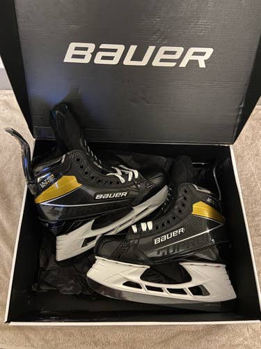 Bauer Supreme UltraSonic Hockey Skates size 10E