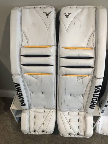 Used Senior 36" Vaughn Velocity V5 Goalie Leg Pads Pro Stock Allen St Louis Blues / Peoria Rivermen