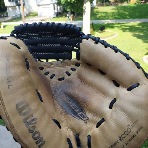 Black Used Wilson Right Hand Throw Catcher's A1000 PDG Baseball Glove 32.5"