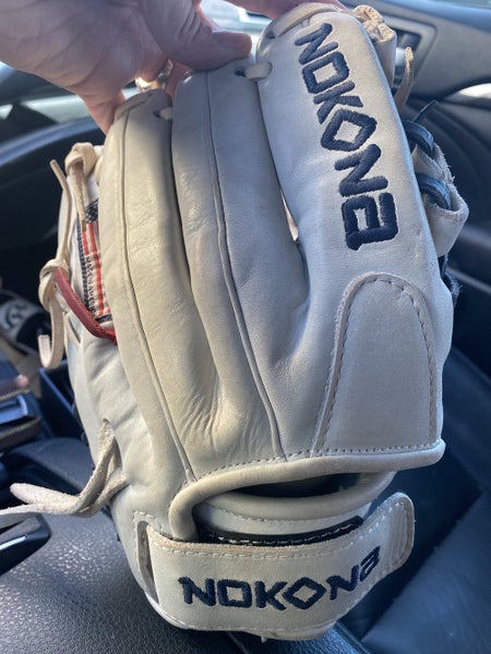 Nokona White Kid Pitch (9YO-13YO) RH Infield 11.25" Baseball Glove