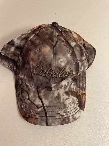 Cabellas dri fit camo hat