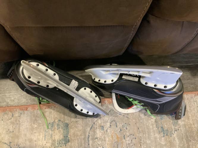 Senior Used Bauer Vapor X400 Hockey Skates Extra Wide Width Size 9