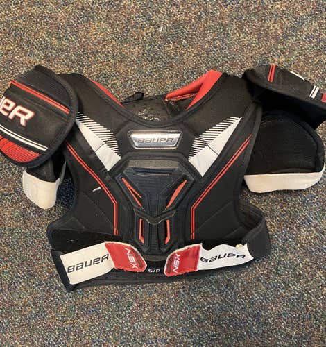 Used Bauer Nsx Sm Ice Hockey Shoulder Pads