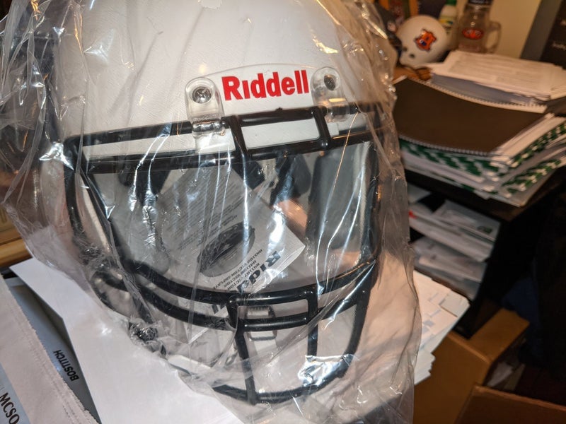 New YOUTH SMALL - EXTRA EXTRA SMALL Riddell Victor WHITE Helmet