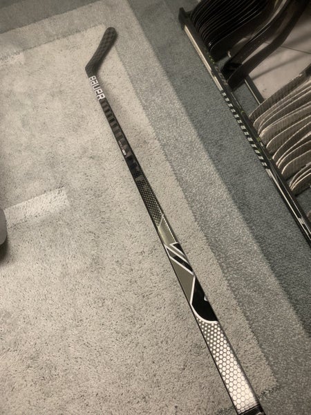 NEW - Bauer 2N PRO (2N PRO XL) SEAN WALKER Pro Stock Hockey Stick