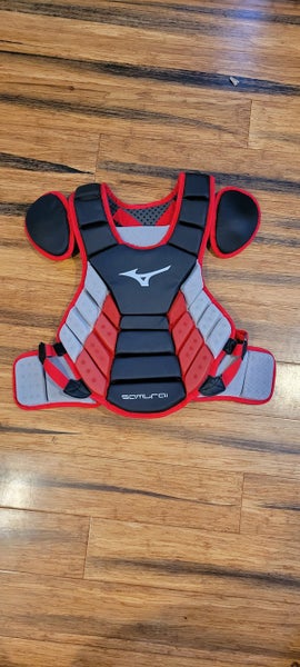 Black/Red New Adult 15 inch Mizuno Samurai Catcher's Chest Protector
