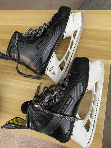 Senior Bauer Pro Stock Size 13 Supreme MX3 Hockey Skates