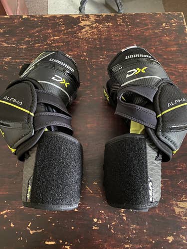Used Large Warrior Alpha DX Elbow Pads