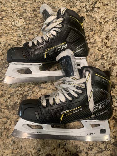 CCM Goalie skates Super Tacks 9370