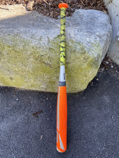 Kid Pitch (9YO-13YO) 2017 Composite (-11) 19 oz 30" Mako Bat