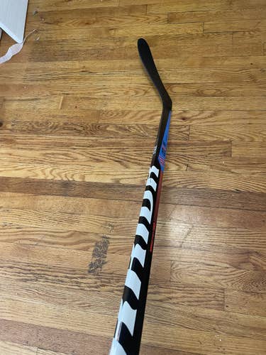 Senior Left Hand Pro Stock Covert QRE Pro Hockey Stick