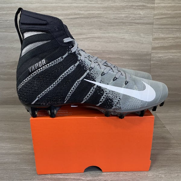 Nike Vapor Untouchable 3 Elite Football Cleats