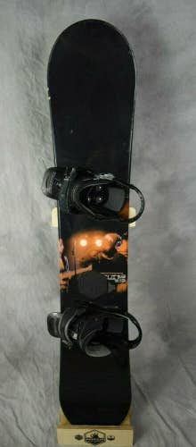 ROSSIGNOL CIRCUIT LTD SNOWBOARD SIZE 149 CM WITH MEDIUM BURTON BINDINGS