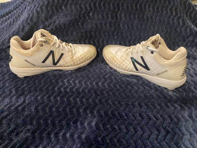 White Used Adult Men's Size 9.0 (Women's 10) Metal New Balance Low Cut