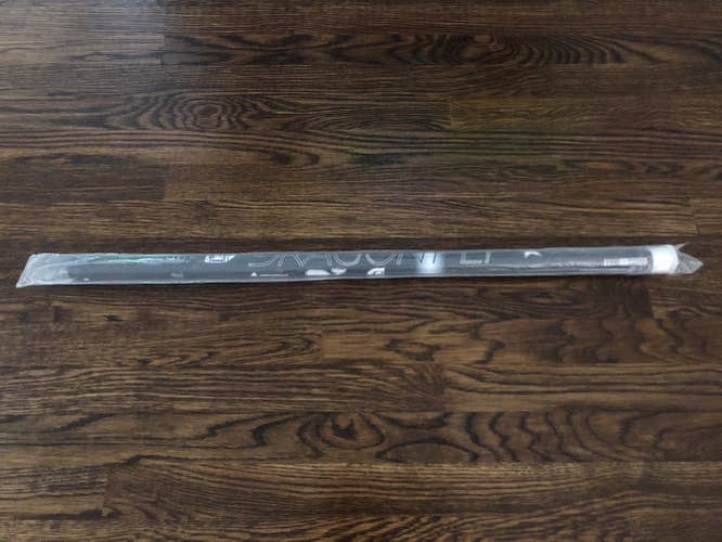 **RARE** BRAND NEW - Epoch NAI Dragonfly 8 C30 IQ5 Shaft