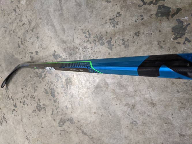 New SR Bauer RH Nexus Geo Hockey Stick Toe Pattern P28 77 Flex