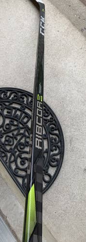 CCM Ribcor Trigger 2 PMT LH 85 P28 Hockey Stick