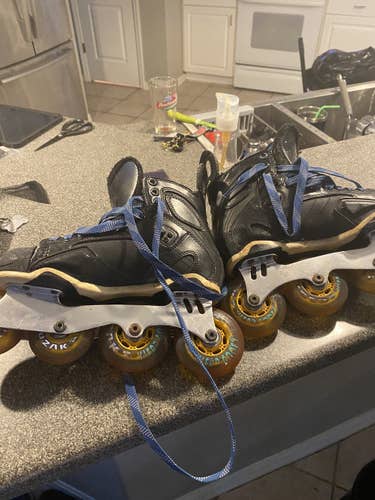 Roller Blades Inline Hockey skates size 5D