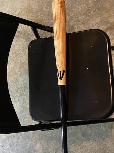 Used Wood (-3) 32" Pro 110 Ash Bat