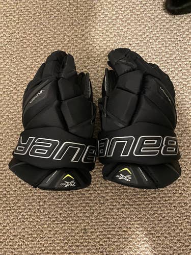 Black Senior Bauer 13"  Vapor 2X Pro Gloves