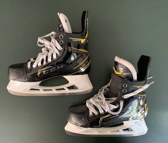 CCM AS3 PRO STOCK HOCKEY SKATES (SIZE 9.25) TJ OSHIE