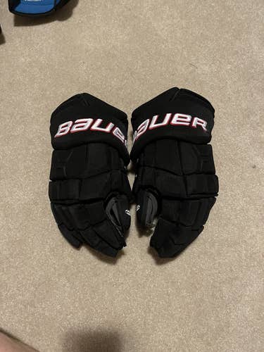 NEW Bauer Supreme MX3 15” University Of Nebraska Omaha Gloves