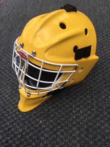 Yellow Used Bauer 950X Goalie Mask