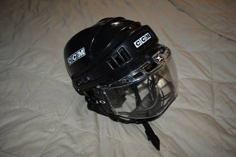 CCM Tacks 652 Hockey Helmet w/Oakley Face Mask, Large
