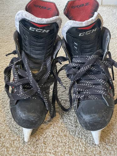 Used CCM RBZ Hockey Skates size 4