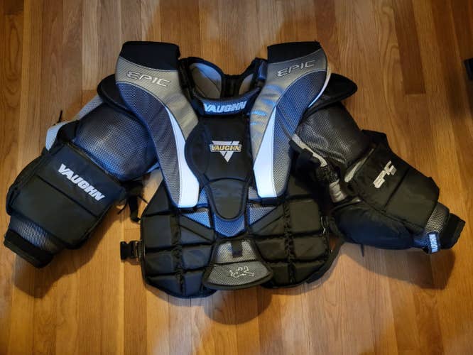 Senior Used Large Vaughn Epic 8000 Goalie Chest Protector
