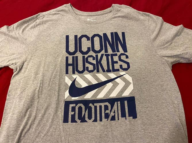 NCAA UCONN Huskies Football Nike "Just Do It" Gray Team Issued T-Shirt * NEW